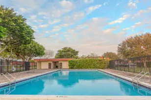 3785 Victoria Dr, West Palm Beach, FL 33406 - Photo 34