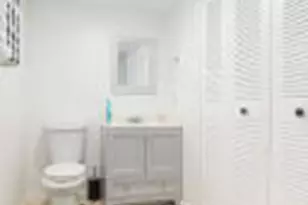 3785 Victoria Dr, West Palm Beach, FL 33406 - Photo 10