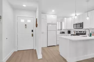 836 Club Dr, Palm Beach Gardens, FL 33418 - Photo 16