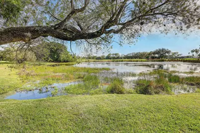 334 Brackenwood Circle, Palm Beach Gardens, FL 33418 - Photo 1