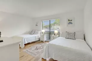 334 Brackenwood Cir, Palm Beach Gardens, FL 33418 - Photo 20