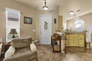 5726 Sterling Lake Dr, Fort Pierce, FL 34951 - Photo 6