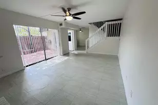 1534 Forest Lakes Cir, West Palm Beach, FL 33406 - Photo 14