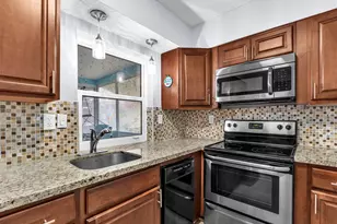 7615 NW 68th Ave, Tamarac, FL 33321 - Photo 14