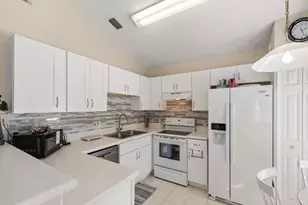 612 NW San Remo Cir, Port Saint Lucie, FL 34986 - Photo 6