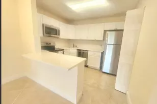 209 Pine HOV Cir, Greenacres, FL 33463 - Photo 4