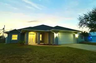 4637 SW Joffre St, Port Saint Lucie, FL 34953 - Photo 2