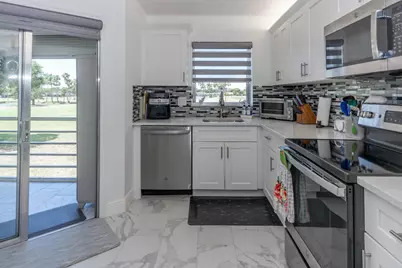 3951 Via Poinciana #214, Lake Worth, FL 33467 - Photo 20