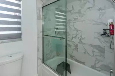 3951 Via Poinciana #214, Lake Worth, FL 33467 - Photo 10