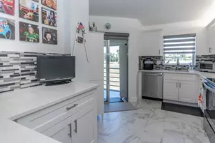 3951 Via Poinciana, Lake Worth Beach, FL 33467 - Photo 18