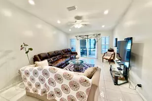 18541 Cherborg Dr, Boca Raton, FL 33496 - Photo 4