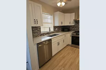 1212 Lakes End Drive #D, Fort Pierce, FL 34982 - Photo 6