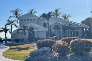 188 Bayshore Dr, Melbourne Beach, FL 32951 - Photo 1