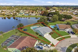 7879 Burlwood Ln, Lake Worth, FL 33467 - Photo 4