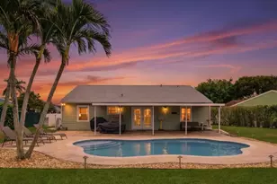 7879 Burlwood Ln, Lake Worth, FL 33467 - Photo 2
