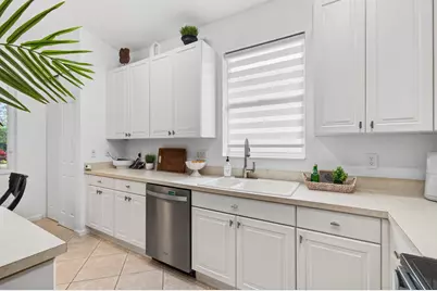 2320 Sapphire Circle, West Palm Beach, FL 33411 - Photo 26