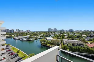 401 Golden Isles Dr, Hallandale Beach, FL 33009 - Photo 32