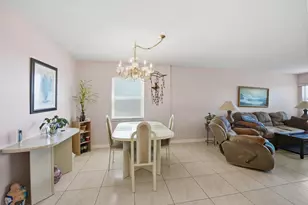 401 Golden Isles Dr, Hallandale Beach, FL 33009 - Photo 4