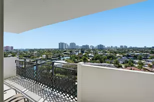 401 Golden Isles Dr, Hallandale Beach, FL 33009 - Photo 14