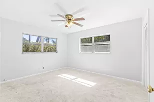 2512 Lone Pine Rd, Palm Beach Gardens, FL 33410 - Photo 10