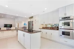 11 N River Rd, Sewalls Point, FL 34996 - Photo 16