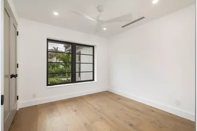 263 Alhambra Place, West Palm Beach, FL 33405 - Photo 26