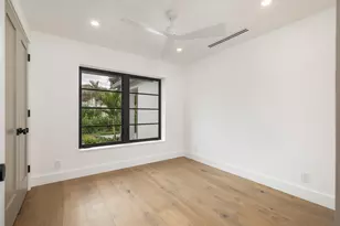 263 Alhambra Pl, West Palm Beach, FL 33405 - Photo 26