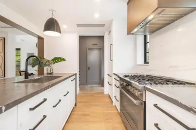 263 Alhambra Place, West Palm Beach, FL 33405 - Photo 14