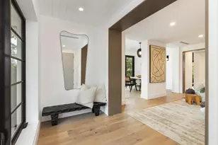 263 Alhambra Pl, West Palm Beach, FL 33405 - Photo 2
