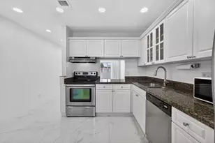 105 Lake Irene Dr, West Palm Beach, FL 33411 - Photo 6