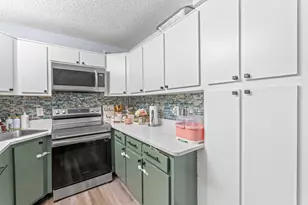 723 Sunny Pine Way, Greenacres, FL 33415 - Photo 10