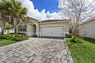 7461 SW Harbor Cove Dr, Stuart, FL 34997 - Photo 2