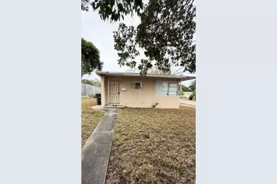 801 39th Court, West Palm Beach, FL 33407 - Photo 1