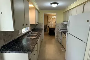 8261 E Club Rd, Boca Raton, FL 33433 - Photo 10