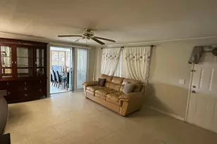 8261 E Club Rd, Boca Raton, FL 33433 - Photo 16