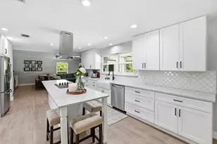 624 Whippoorwill Row, West Palm Beach, FL 33411 - Photo 10