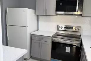 4040 NW 19th St, Lauderhill, FL 33313 - Photo 8