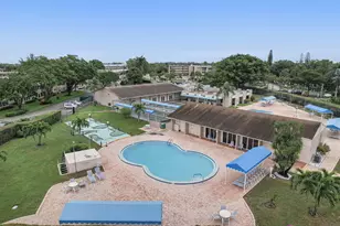 750 Lori Dr, Palm Springs, FL 33461 - Photo 20