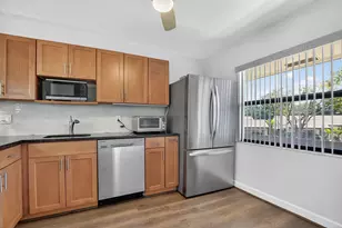 21911 Cypress Dr, Boca Raton, FL 33433 - Photo 4