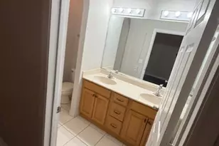 821 Pipers Cay Dr, West Palm Beach, FL 33415 - Photo 8