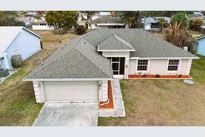 973 SE Bywood Avenue, Port Saint Lucie, FL 34984 - Photo 2