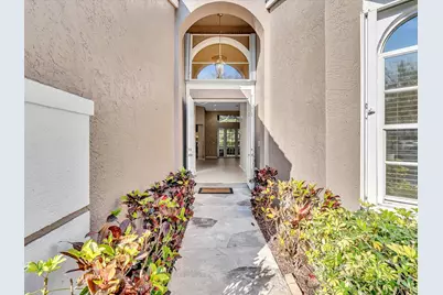 6419 Stonehurst Circle, Lake Worth, FL 33467 - Photo 4