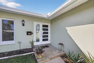 3646 Cypress St, Palm Beach Gardens, FL 33410 - Photo 14