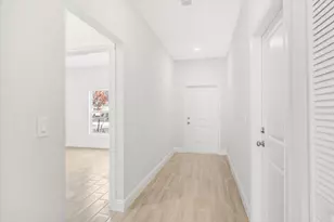 1635 19th Ave SW, Vero Beach, FL 32962 - Photo 2