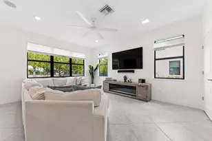 8289 Cadre Noir Rd, Lake Worth, FL 33467 - Photo 8