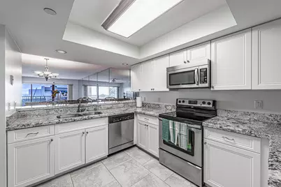 1055 Ocean Drive #202, North Palm Beach, FL 33408 - Photo 6