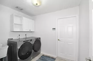 409 SW Sycamore Cv, Port Saint Lucie, FL 34986 - Photo 34