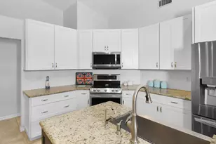 409 SW Sycamore Cv, Port Saint Lucie, FL 34986 - Photo 12