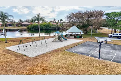 409 SW Sycamore Cove, Port Saint Lucie, FL 34986 - Photo 38