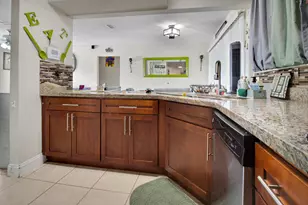 5591 Cynwyd Cir, Lake Worth Beach, FL 33463 - Photo 8